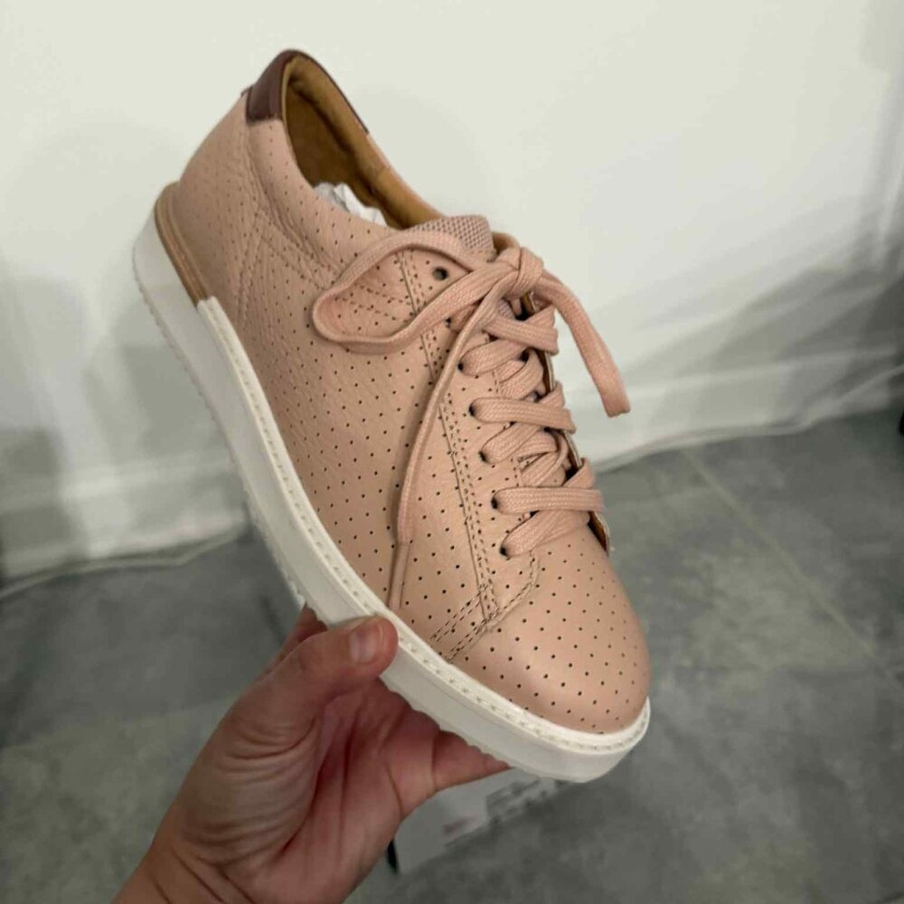 Hush Puppies Sabine Sneaker Women – Blush Pink – New in Box – Size 8.5W